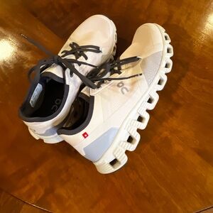 On Running Women’s Sneakers